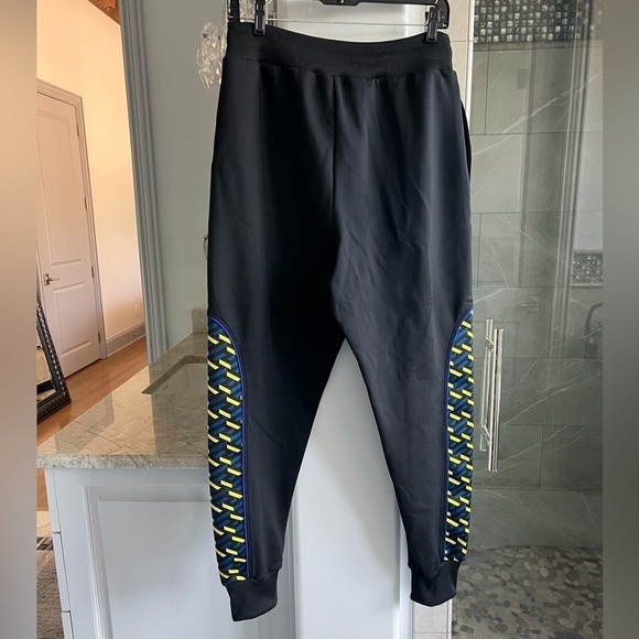 Versace Greca Logo Jogger Pants - Picture 4 of 14